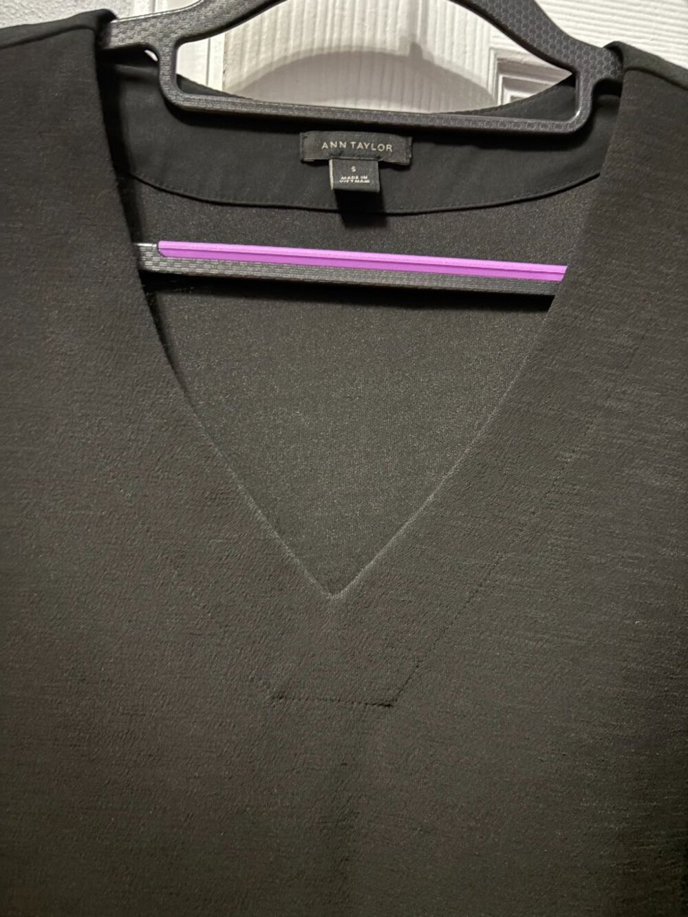 Ann Taylor Basic Black Top Small - Picture 4 of 6